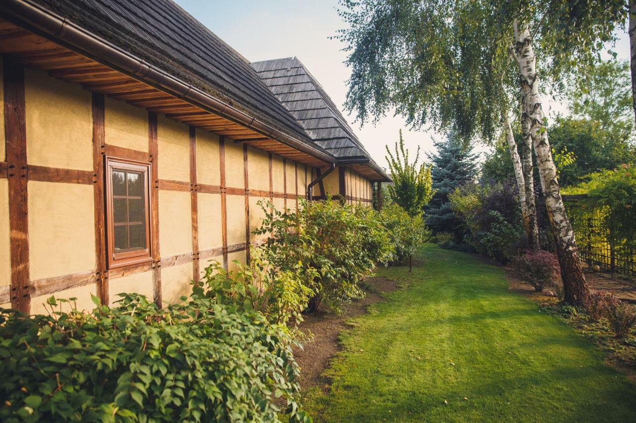 Mak Bed and Breakfast Murowana Goślina Buitenkant foto